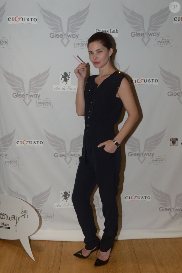 Delphine Chanéac à la soirée de lancement de la vapoteuse électronique Gleenway à l'hôtel O à Paris, le 6 mai 2014.