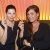 Delphine Chanéac et Lola Dewaere à la soirée de lancement de la vapoteuse électronique Gleenway à l'hôtel O à Paris, le 6 mai 2014.