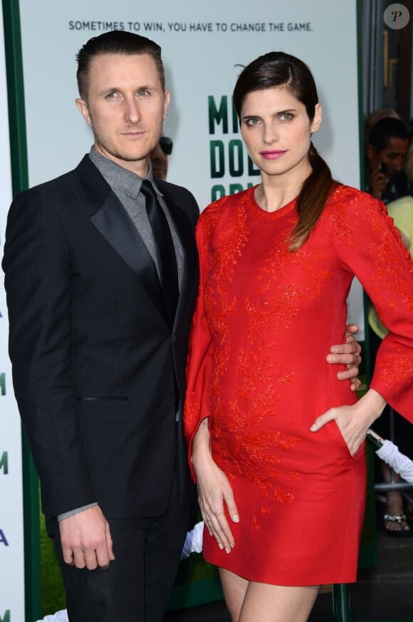 Scott Campbell et Lake Bell, enceinte, lors de l'avant-première du film Million Dollar Arm le 6 mai 2014 à Los Angeles