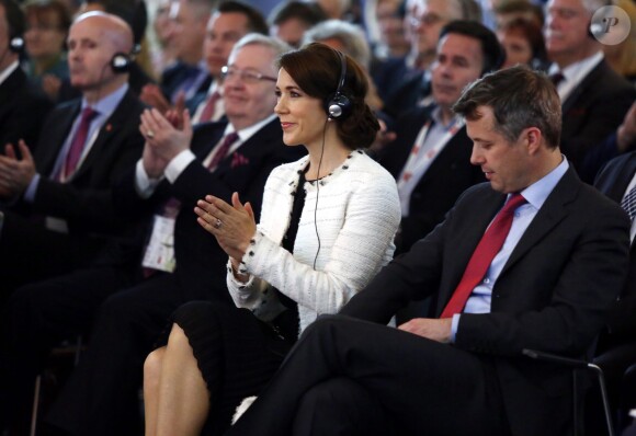 Le prince Frederik et la princesse Mary de Danemark prenaient part à l'inauguration d'une exposition au centre de Copernic de Varsovie, le 12 mai 2014, au premier jour de leur visite officielle en Pologne.