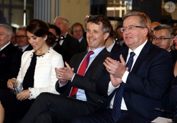 Le prince Frederik et la princesse Mary de Danemark prenaient part à l'inauguration d'une exposition au centre de Copernic de Varsovie, le 12 mai 2014, au premier jour de leur visite officielle en Pologne.