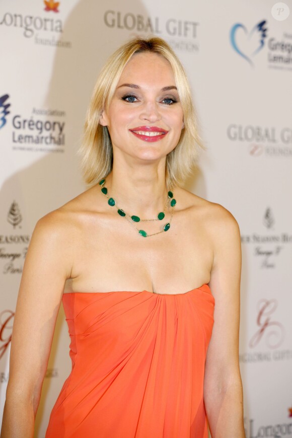 Inna Zobova - Soirée "Global Gift Gala 2014 " à l'hôtel Four Seasons George V à Paris le 12 mai 2014.