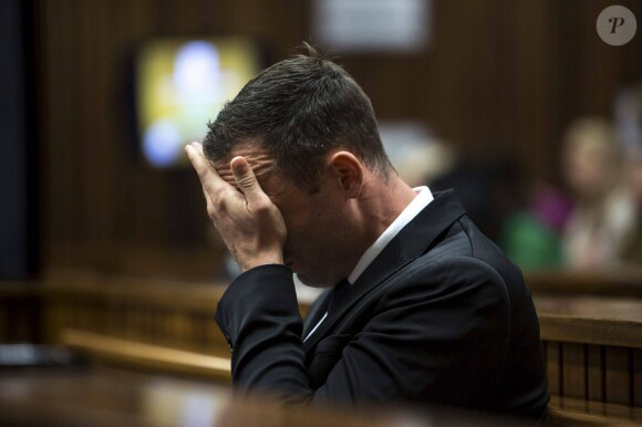 Oscar Pistorius lors de son procès pour le meurtre de Reeva Steenkamp à Pretoria, le 17 mars 2014