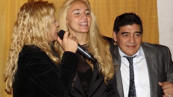 Diego Maradona : Sa jeune ex-fiancée hospitalisée après leur rupture