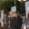 Charlize Theron, Sean Penn lors de l'avant-première du film Albert à l'Ouest à Los Angeles le 15 mai 2014
