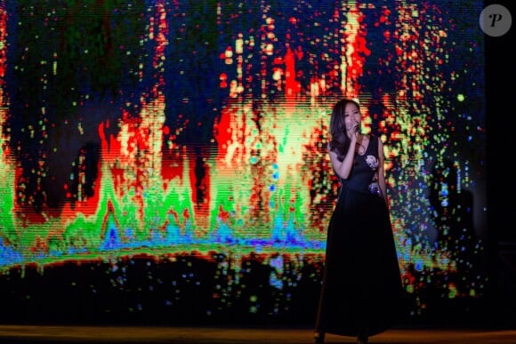 Zhang Liangying - Soirée d'ouverture du "Marché du film" sur la plage du Majestic lors du 67e festival du film de Cannes le 15 mai 2014