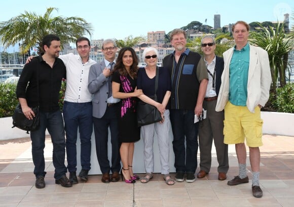 Bill Plympton, Paul Brizzi, Joan C. Gratz, Salma Hayek, Gaetan Brizzi, Tomm Moore, Joann Sfar - Photocall "Hommage au cinéma d'animation" et présentation du projet "The Prophet" lors du 67e festival international du film de Cannes, le 17 mai 2014.