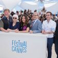 Bill Plympton, Paul Brizzi, Joan C. Gratz, Salma Hayek, Gaetan Brizzi, Tomm Moore, Joann Sfar - Photocall "Hommage au cinéma d'animation" lors du 67e festival international du film de Cannes, le 17 mai 2014.