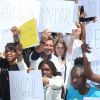 Bernard Montiel lors du nouveau rassemblement place du Trocadéro à Paris, le 17 mai 2014 pour réclamer la libération des 223 lycéennes enlevées par le groupe islamiste Boko Haram au Nigéria.