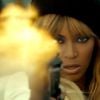 Beyoncé et Jay-Z ont dévoilé, le 17 mai 201, un micro-film promotionnel pour leur grande tournée On The Run dans lequel jouent une pléiade d'invités très VIP à l'instar de Sean Penn ou encore Blake Lively.