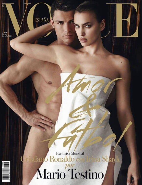 Cristiano Ronaldo, entièrement nu, et sa chérie Irina Shayk, photographiés par Mario Testino en couverture du numéro de juin 2014 de Vogue España.