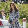 Kate Middleton en visite dans les Montagnes bleues, en Australie, le 17 avril 2014 avec le prince William. Sa robe Diane von Furstenberg lui a joué un sale tour...