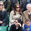 Natacha Régnier, Elsa Zylberstein et son père Albert Zylberstein à Roland-Garros à Paris, le 27 mai 2014.