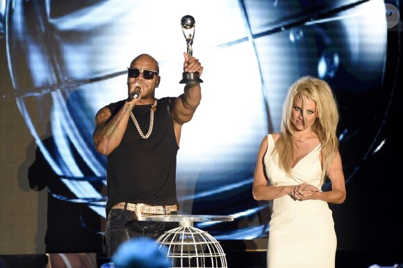 Flo Rida, Pamela Anderson - Cérémonie des World Music Awards au sporting de Monaco le 27 mai 2014.