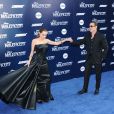  Angelina Jolie (robe Versace) et Brad Pitt - Avant-premi&egrave;re du film "Mal&eacute;fique" &agrave; Los Angeles le 28 mai 2014 