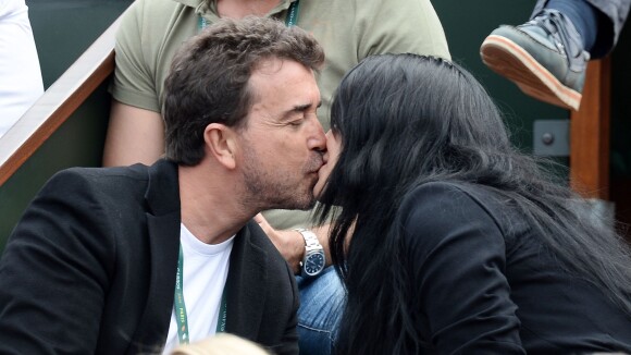 Jade Foret et Arnaud Lagardère amoureux : Tendres baisers à Roland-Garros