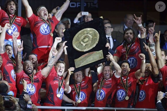 Jonny Wilkinson - Toulon s'impose face à Castres (18-10) et remporte le bouclier de Brennus au stade de France en finale du Top 14.