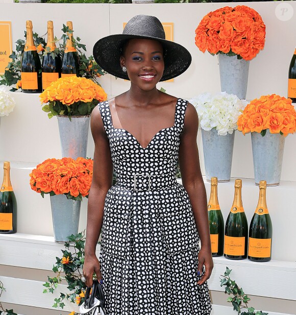 Lupita Nyong'o au 7e match de polo Veuve Clicquot à Jersey City, le 31 mai 2014.