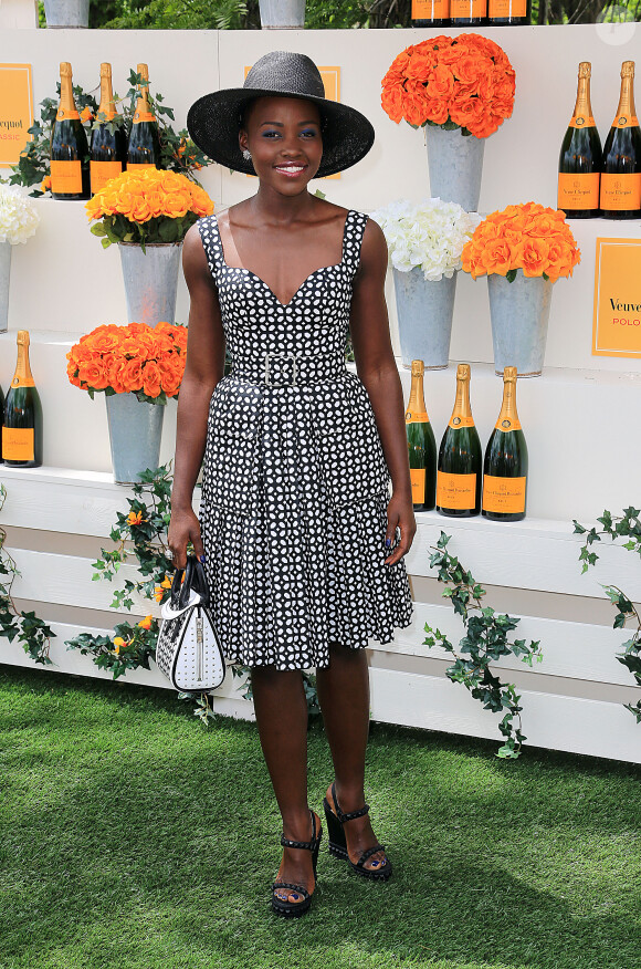 Lupita Nyong'o au 7e match de polo Veuve Clicquot à Jersey City, le 31 mai 2014.