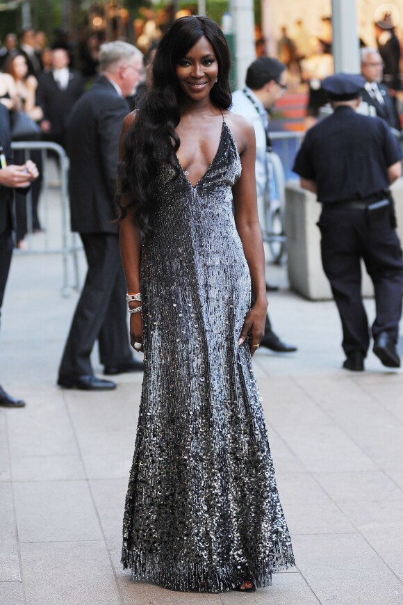 Naomi Campbell arrive au Lincoln Center pour assister aux CFDA Fashion Awards 2014. New York, le 2 juin 2014.