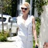 Gwen Stefani, tout de blanc vêtue à Los Angeles, le 2 juin 2014.