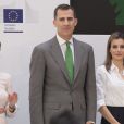  Le prince Felipe et la princesse Letizia remettaient le 5 juin 2014 les Prix Européens de l'Environnement dans le monde de l'entreprise, à Madrid. 