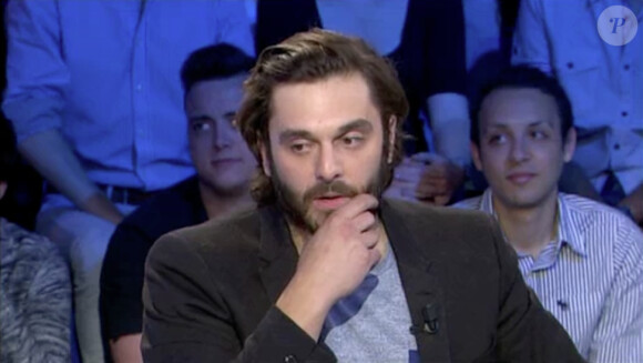 Pio Marmaï, invité dans On n'est pas couché, sur France 2, le samedi 7 juin 2014.