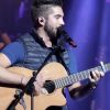 Kendji Girac sur scène pour le Voice Tour 2014, le 30 mai 2014 à Amiens.