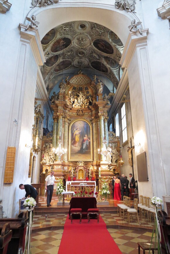 Intérieur de l'église Servite de Vienne, en Autriche, où a eu lieu le 7 juin 2014 le mariage de Juan Zorreguieta, frère de la reine Maxima, et d'Andrea Wolf.