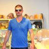 Robin Thicke en session shopping avec son fils Julian Fuego à Los Angeles, le 10 juin 2014.