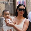 Kim Kardashian et sa fille North West quittent le Children's Museum Of Manhattan. New York, le 15 juin 2014.