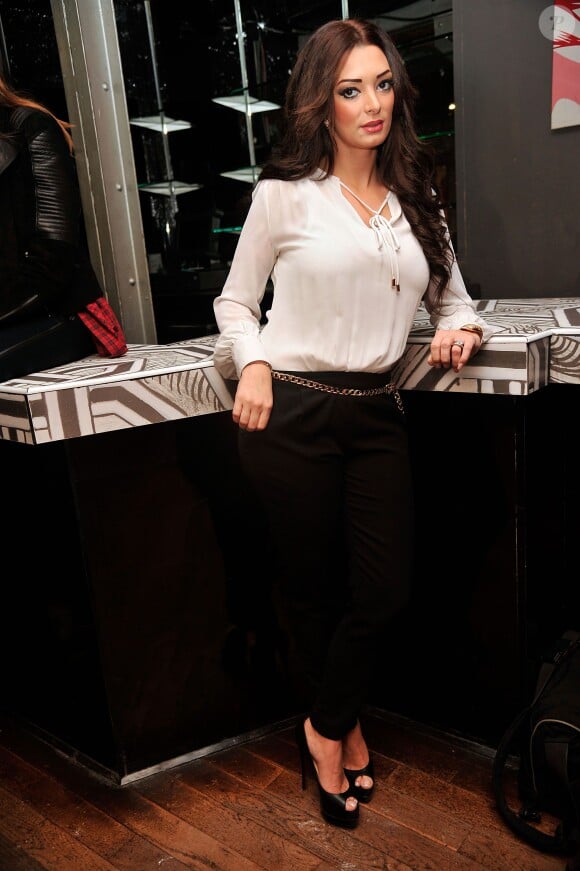 Exclusif - Emilie Nef Naf, révélée par Secret Story 3, lors du casting People Extension aux Salons du Louvre à Paris le 9 avril 2014.