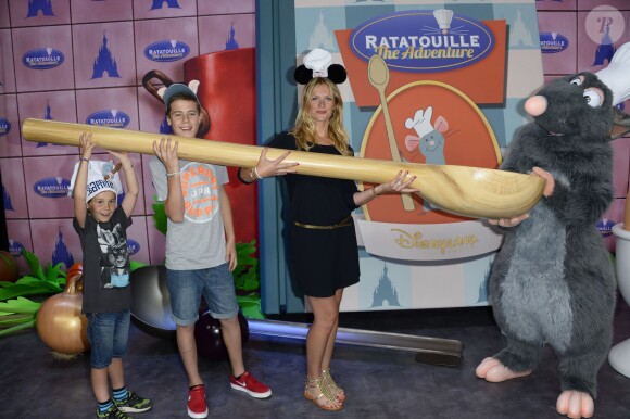 Sandrine Corman assiste en avant-première à l'inauguration de la nouvelle attraction Ratatouille, à Disneyland Paris, à Marne-la-Vallée, le 21 juin 2014.