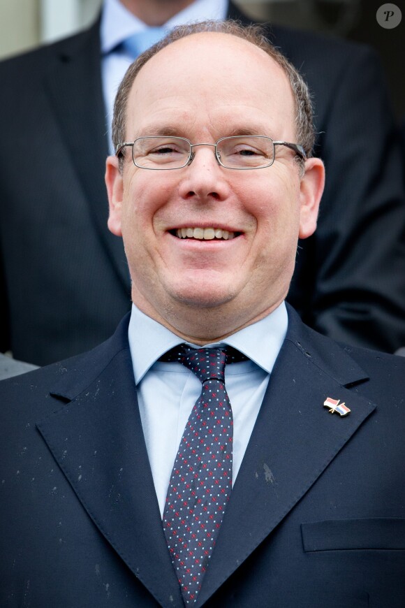 Le prince Albert II de Monaco visite le siège de la marque Philips à Eindhoven, le 4 juin 2014 lors de sa visite officielle aux Pays-Bas.