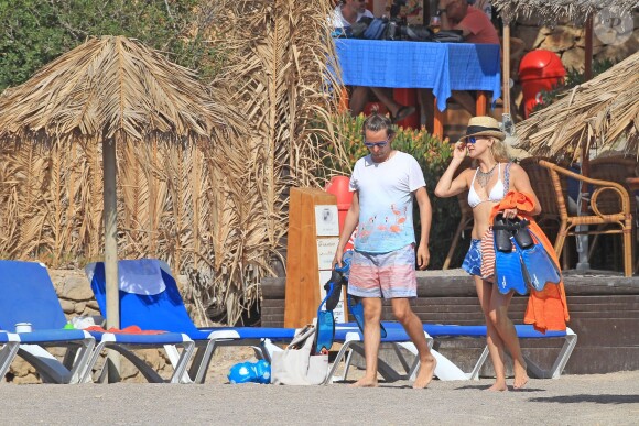 Kate Hudson et Matt Bellamy passent leurs vacances en famille à Ibiza, le 21 juin 2014.