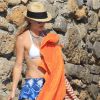 Kate Hudson et Matt Bellamy, et leurs fils Bingham Hawn Bellamy, passent leurs vacances en famille à Ibiza, le 21 juin 2014.