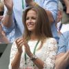 Kim Sears, la compagne d'Andy Murray, heureuse à Wimbledon le 23 juin 2014, à Londres après la victoire de son homme