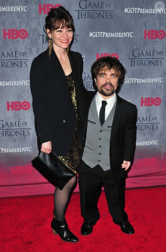 Peter Dinklage et Erica Schmidt - Présentation de la saison 4 de la série "Game of Thrones" à New York, le 19 mars 2014.