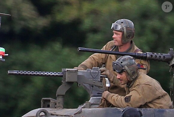 Brad Pitt sur le tournage de "Fury" au Royaume Uni le 4 octobre 2013. 