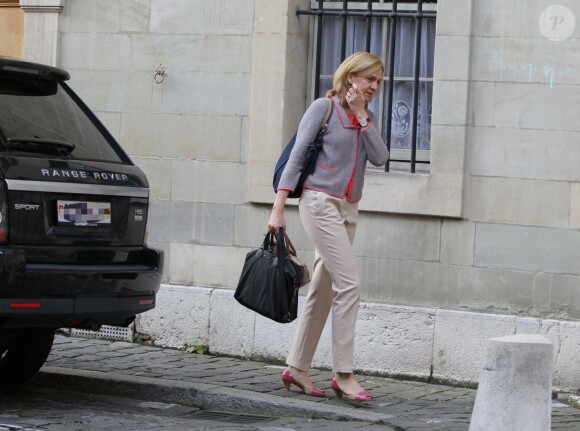 L'infante Cristina d'Espagne se promène à Genève en Suisse le 5 juin 2014.