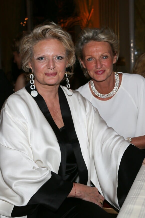 La Princesse Béatrice de Bourbon-Siciles et sa soeur Anne de Bourbon-Siciles - XXe Grand Bal des Princes au Cercle de l'Union interalliée à Paris le 24 juin 2014.