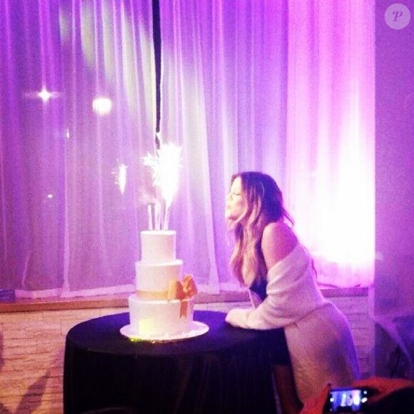 Khloé Kardashian fête son 30e anniversaire au restaurant Don Coqui, dans le Bronx. New York, le 26 juin 2014.