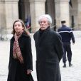  Jean Rochefort et sa femme Fran&ccedil;oise lors des obs&egrave;ques de Pierre Schoendoerffer aux Invalides le 19 mars 2012 