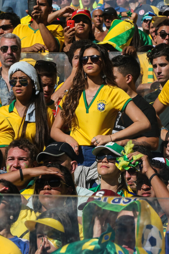 Bruna Marquezine, petite amie de Neymar, assiste au match Brésil contre Chili à Belo Horizonte city, le 28 juin 2014