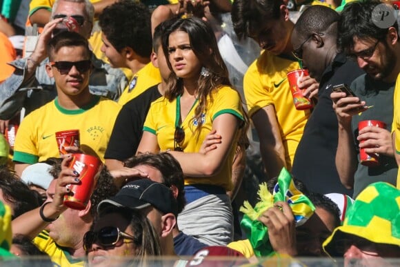 Bruna Marquezine, petite amie de Neymar, assiste au match Brésil contre Chili à Belo Horizonte city, le 28 juin 2014