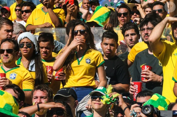 Bruna Marquezine, petite amie de Neymar, assiste au match Brésil contre Chili à Belo Horizonte city, le 28 juin 2014