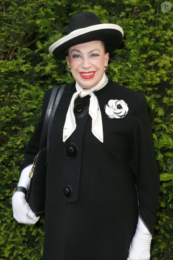 Geneviève de Fontenay - Soirée de lancement de "Ma Chaine Voyance.tv" à l'hôtel Renaissance Parc à Paris le 27 mai 2013.