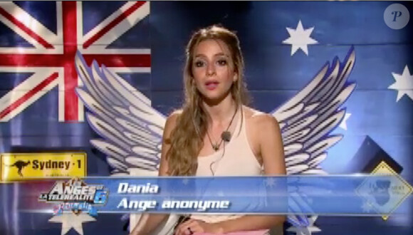 Dania, l'un des soutiens indéfectibles de Frédérique (Les Anges de la télé-réalité 6 - épisode du mercredi 2 juillet 2014.)
