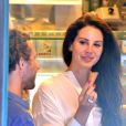 Lana Del Rey déguste une glace avec le beau Francesco Carrozzini à Portofino, le 1er juillet 2014
