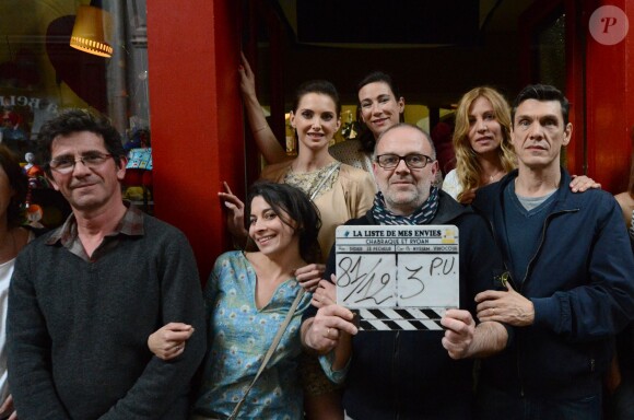 Exclusif - Cécile Rebboah, Frédérique Bel, Virginie Hocq, le réalisateur Didier Le Pêcheur, Mathilde Seigner et Marc Lavoine - Tournage du film "La liste de mes envies" en 2013.